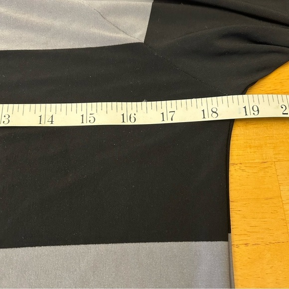 NORMA KAMALI Wide Stripe Shift Dress - Picture 12 of 14